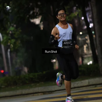 Runner Photo 6960031