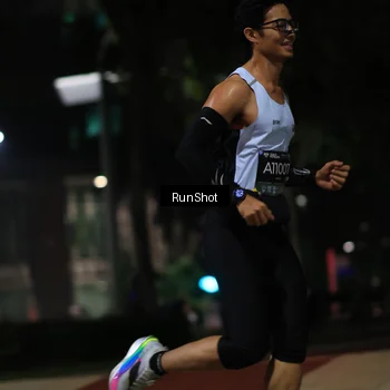 Runner Photo 6960042