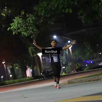 Runner Photo 6960048