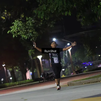 Runner Photo 6960050