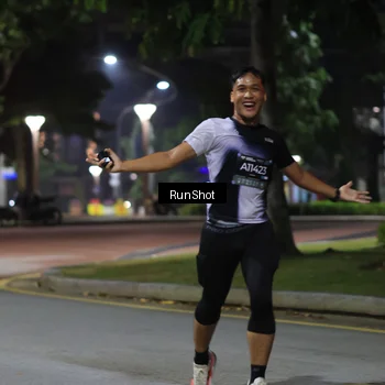 Runner Photo 6960053