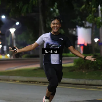 Runner Photo 6960056