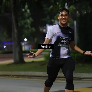 Runner Photo 6960063