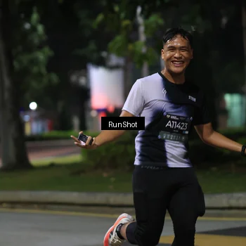 Runner Photo 6960065