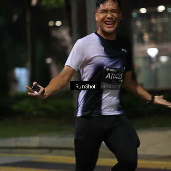 Runner Photo 6960072