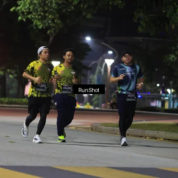 Runner Photo 6960077