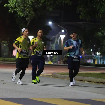 Runner Photo 6960078