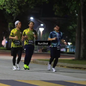 Runner Photo 6960084
