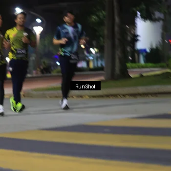 Runner Photo 6960085