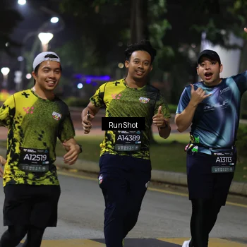 Runner Photo 6960089