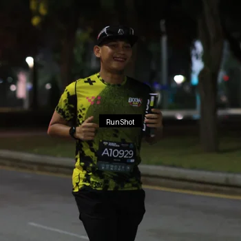 Runner Photo 6960113