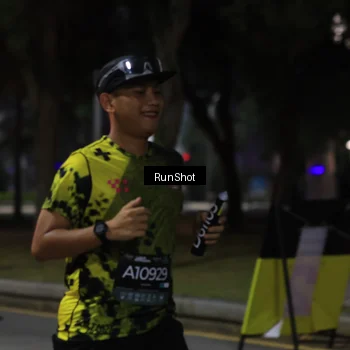 Runner Photo 6960119
