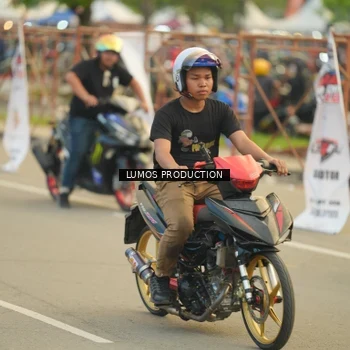 Runner Photo 6972144