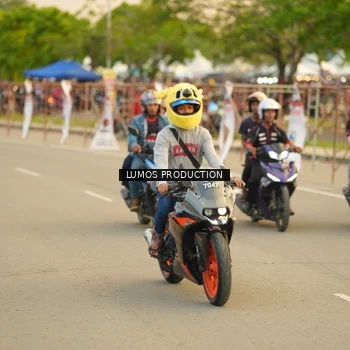 Runner Photo 6972377