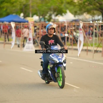 Runner Photo 6972446