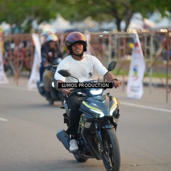 Runner Photo 6972608