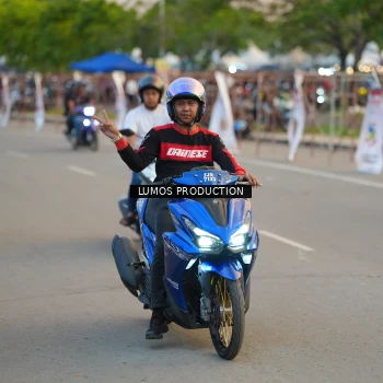 Runner Photo 6972749