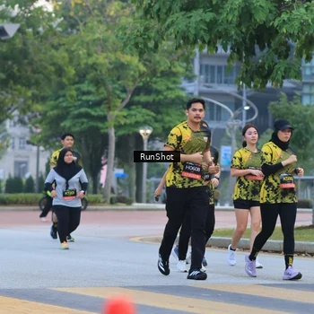 Runner Photo 6986365