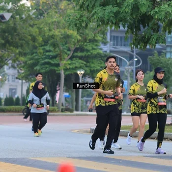 Runner Photo 6986366
