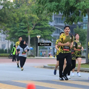 Runner Photo 6986368