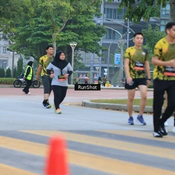 Runner Photo 6986372