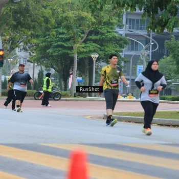 Runner Photo 6986382
