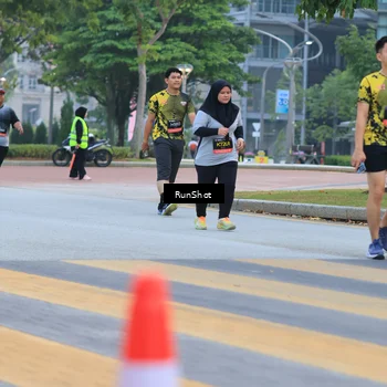 Runner Photo 6986401