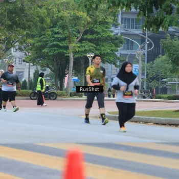 Runner Photo 6986414