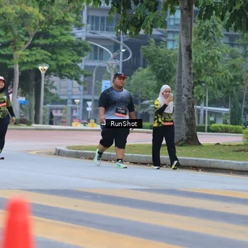 Runner Photo 6986415