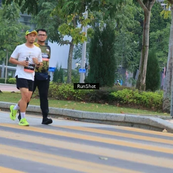 Runner Photo 6986446