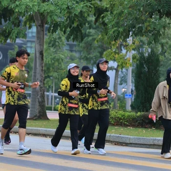 Runner Photo 6986451