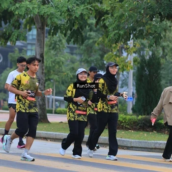 Runner Photo 6986453