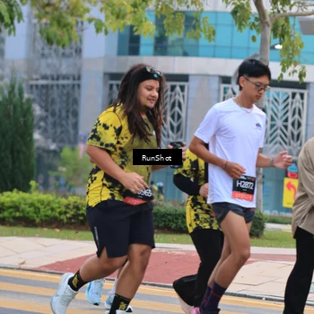 Runner Photo 6986494