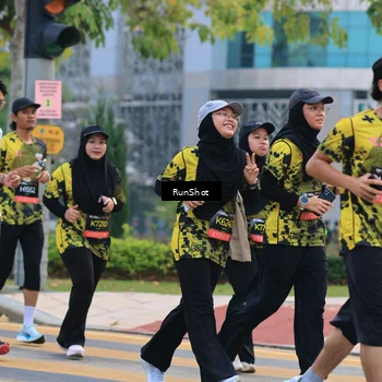Runner Photo 6986500