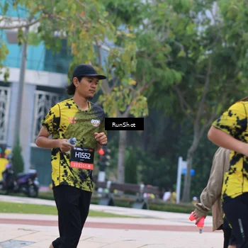 Runner Photo 6986503