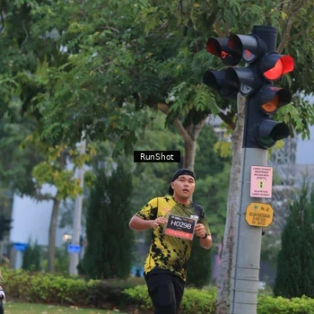 Runner Photo 6986544
