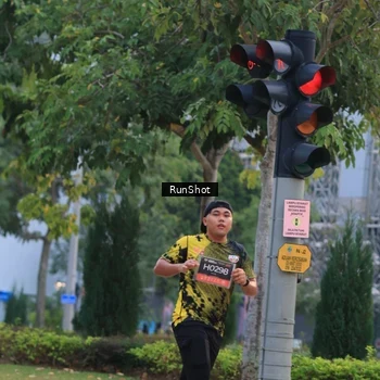 Runner Photo 6986545