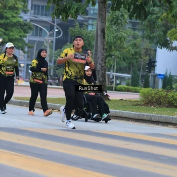 Runner Photo 6986549