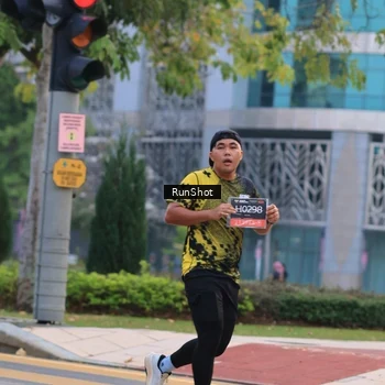 Runner Photo 6986552