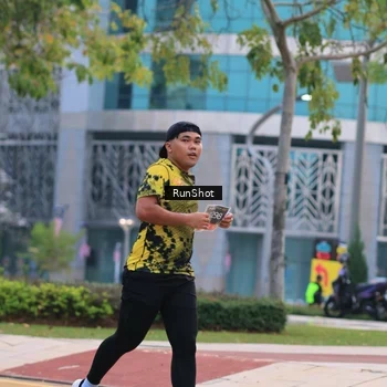 Runner Photo 6986558