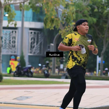 Runner Photo 6986575