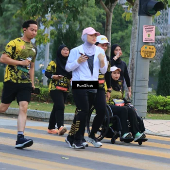 Runner Photo 6986587