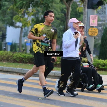 Runner Photo 6986591