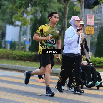 Runner Photo 6986593