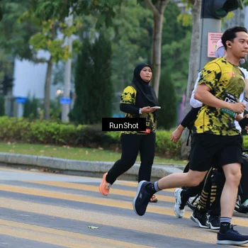 Runner Photo 6986599