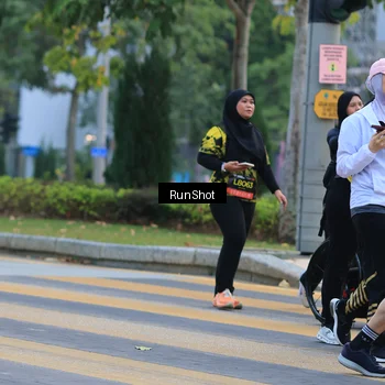 Runner Photo 6986603