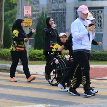 Runner Photo 6986604