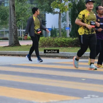 Runner Photo 6986651