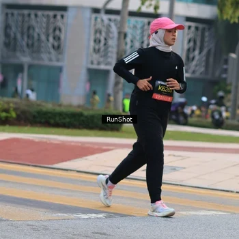 Runner Photo 6986663