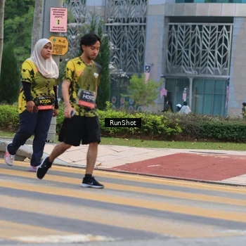 Runner Photo 6986666